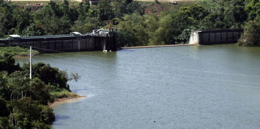 Según la medida de metros sobre el nivel del mar, el embalse Cidra amaneció hoy en 400.05 metros. (Archivo)
