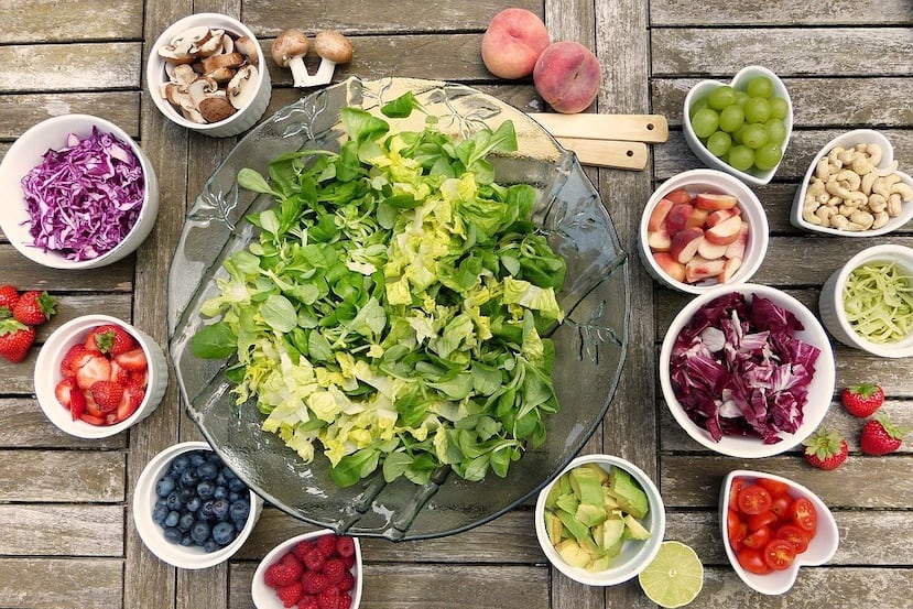 En un mundo ideal, las vitaminas y los minerales deben obtenerse de los alimentos que consumes. (Pixabay)