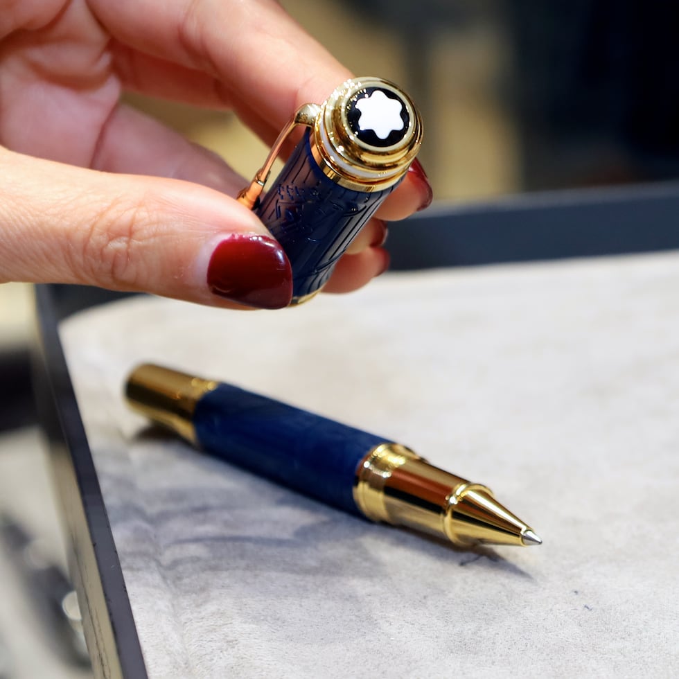 La colección Montblanc Great Characters Homage To Queen estará disponible en Plaza las Américas y en montblanc.com.