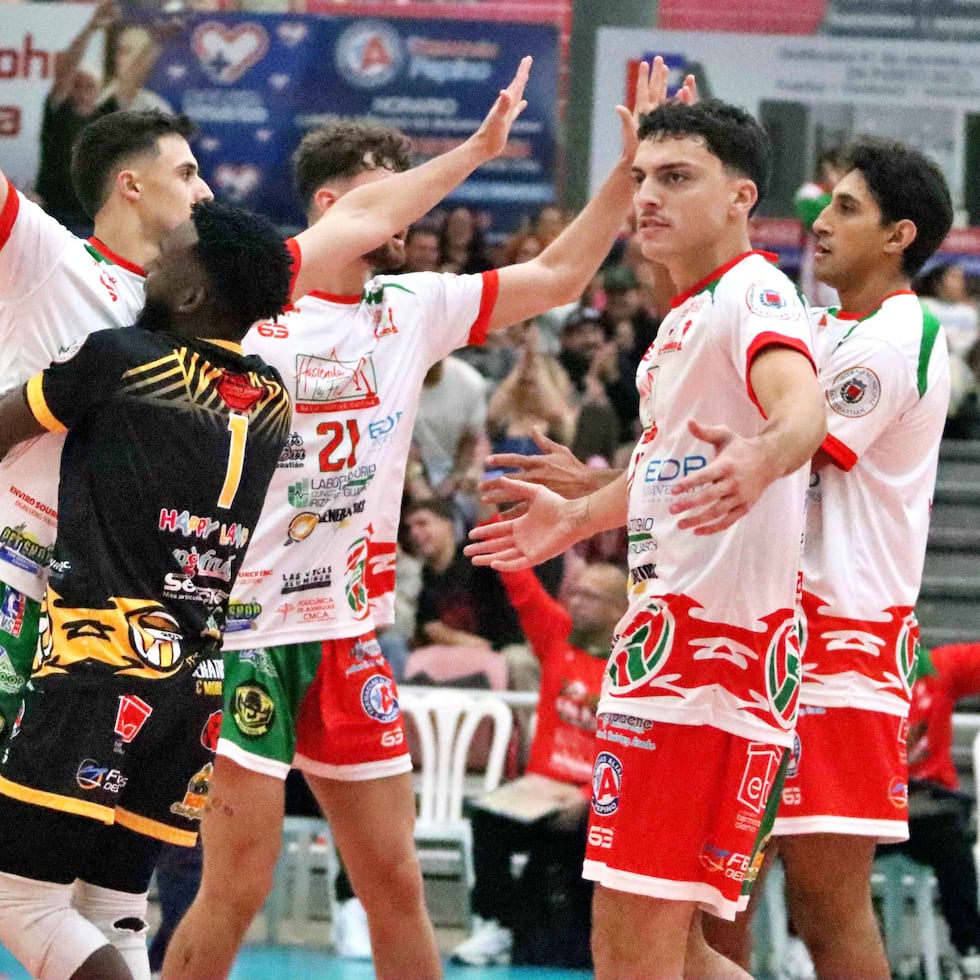 Los Caribes preservaron su invicto, ahora con 6-0, aunque están empatados en puntos (15) con Lares.