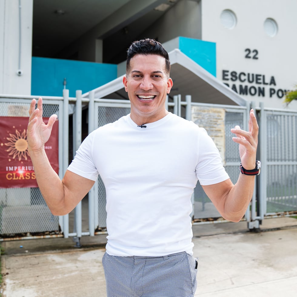 Alex DJ de Telemundo, según trascendió, comenzó a sentirse indispuesto el pasado sábado.
