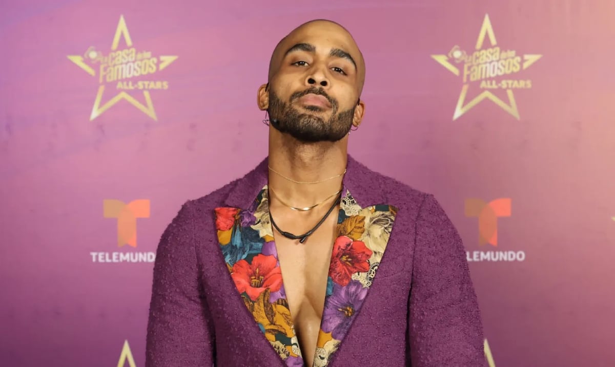 ¡Caramelo al mando de la Alfombra Azul de los Premios Tu Música Urbano! La emoción continúa tras 'La Casa de los Famosos'