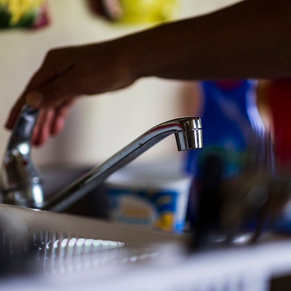 La AAA se mantiene monitoreando el nivel del agua en los ríos del este del que se suplen los abonados de Loíza y Canóvanas para determinar el futuro del plan de racionamiento anunciado.