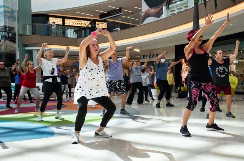 El ejercicio es parte fundamental de la rutina diaria, por lo que The Mall of San Juan se ha aliado con Indulac y MCS para ofrecer actividades saludables en un espacio seguro para los adultos mayores.