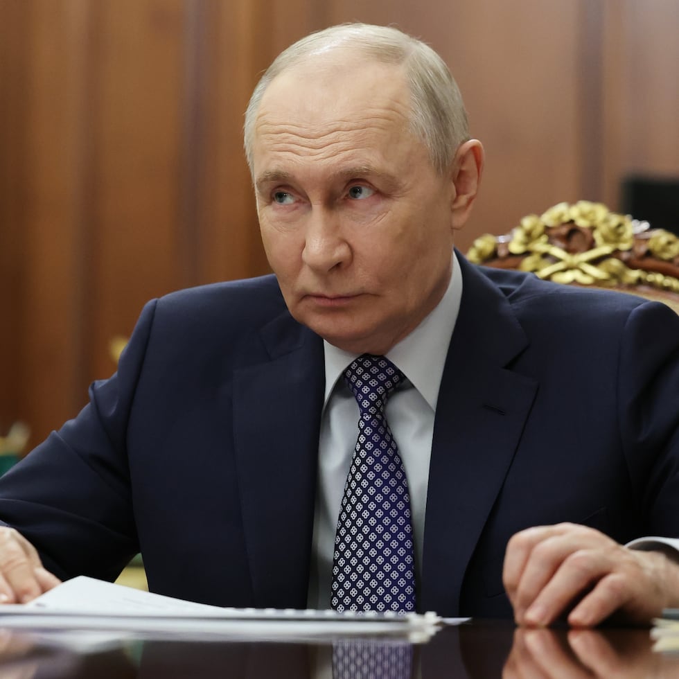 Rusia ha rechazado de facto una tregua incondicional de 30 días propuesta el año pasado por Estados Unidos y Ucrania como un paso hacia la paz, insistiendo en cambio en un acuerdo integral, pero Moscú ha anunciado varios altos el fuego breves y unilaterales.