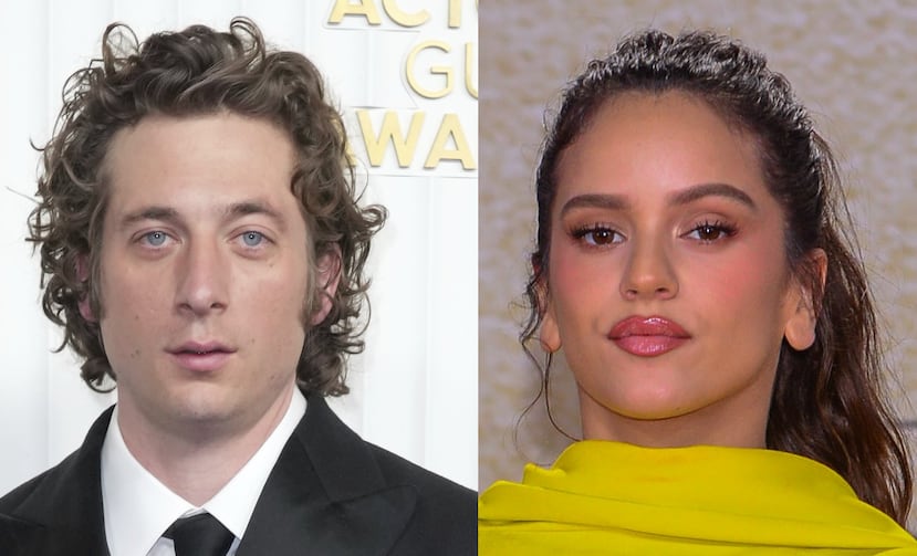 El actor Jeremy Allen White, a la izquierda, fue visto junto a la cantante Rosalía, en un mercado de agricultores en Los Ángeles.