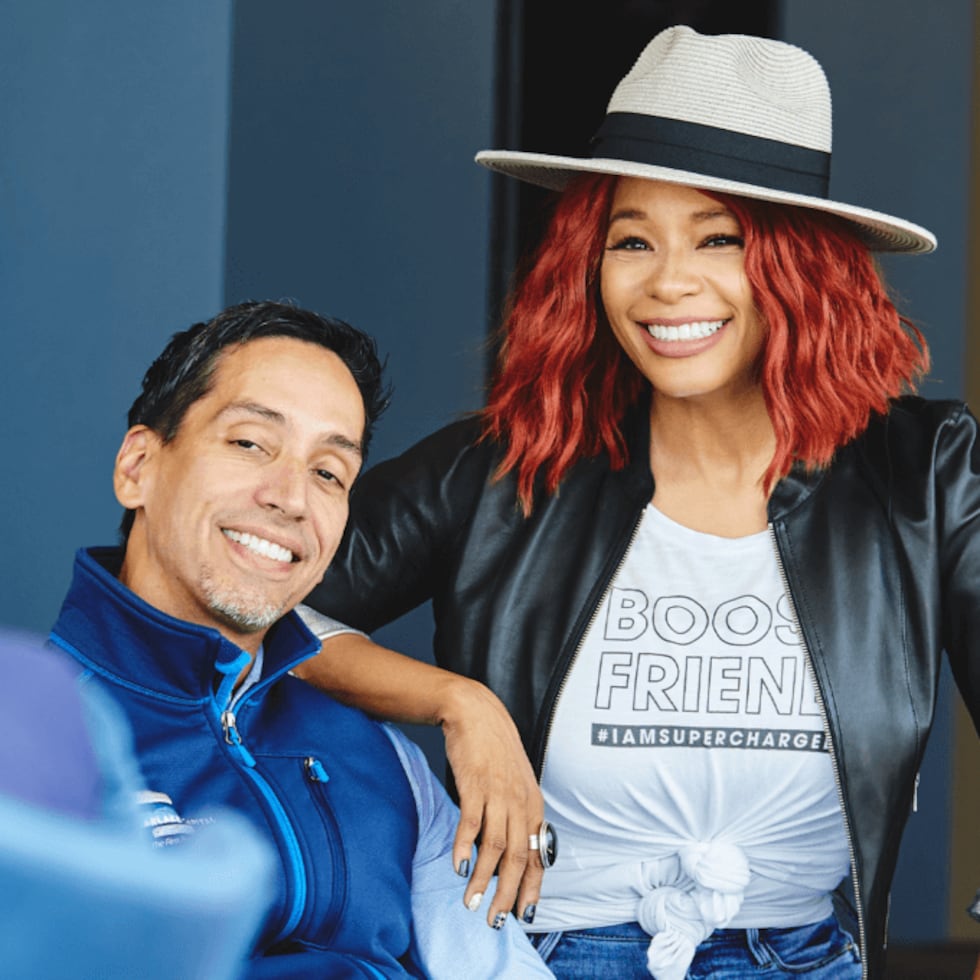 José E. Feliciano y su esposa Kwanza Jones.