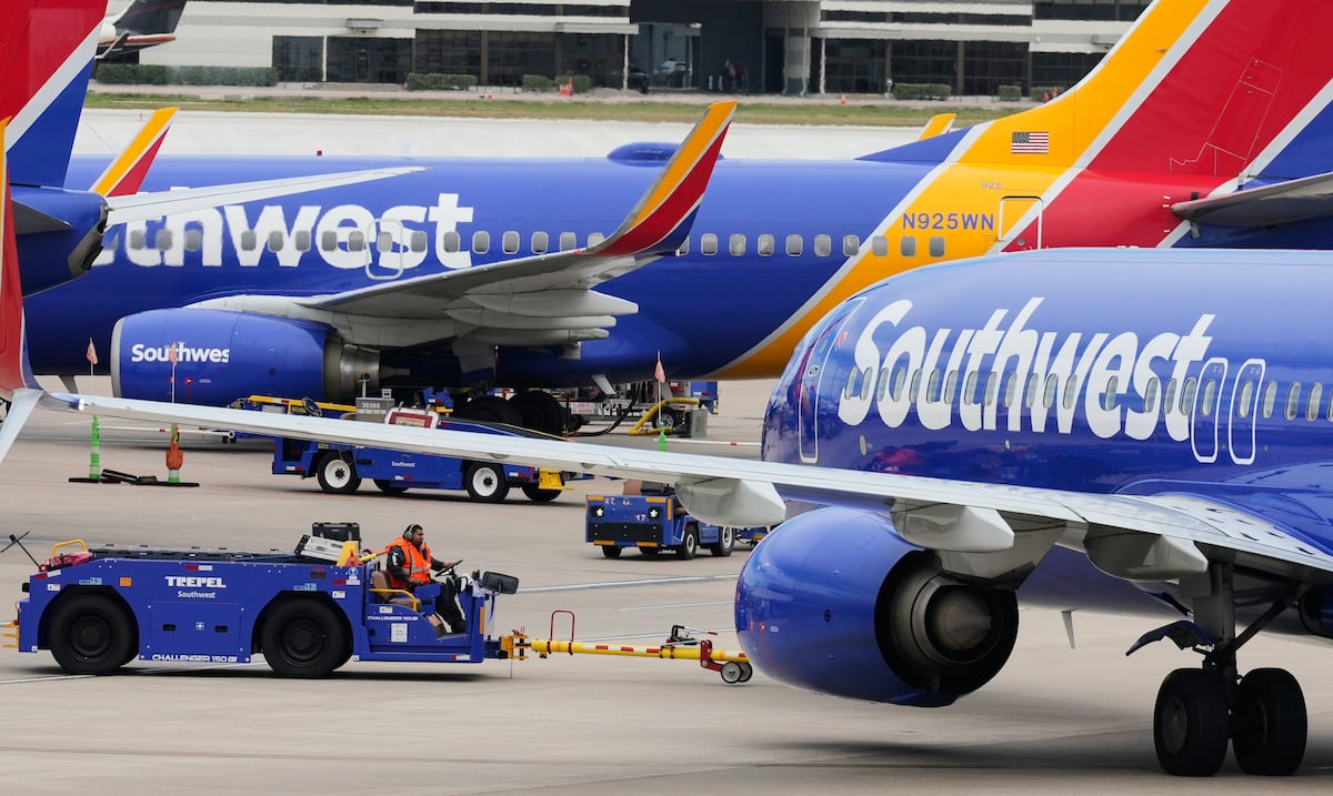 Cambios en las aerolíneas: más estrictas las reglas para viajar con cargadores portátiles en aviones