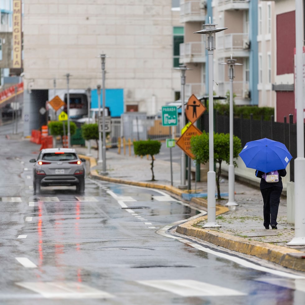 Podrían ocurrir inundaciones repentinas aisladas en zonas vulnerables o que suelen acumular agua con facilidad.