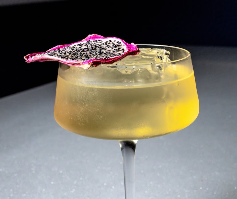 Piña Colada clarificada con Bacardi 4 años.