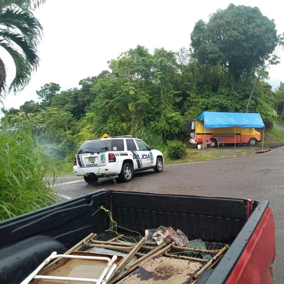 Agentes adscritos a la División de Drogas de Mayagüez que transitaban por la carretera PR-397 el 17 de junio de 2025 se toparon con la escena