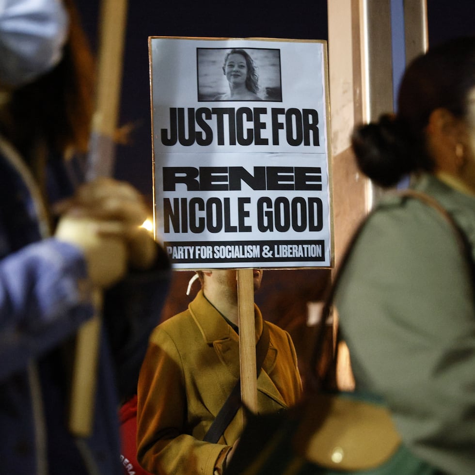 Becca Good dijo que Renee era cristiana y que “sabía que todas las religiones enseñan la misma verdad esencial: que estamos aquí para amarnos unos a otros, cuidarnos y mantenernos a salvo y completos”.