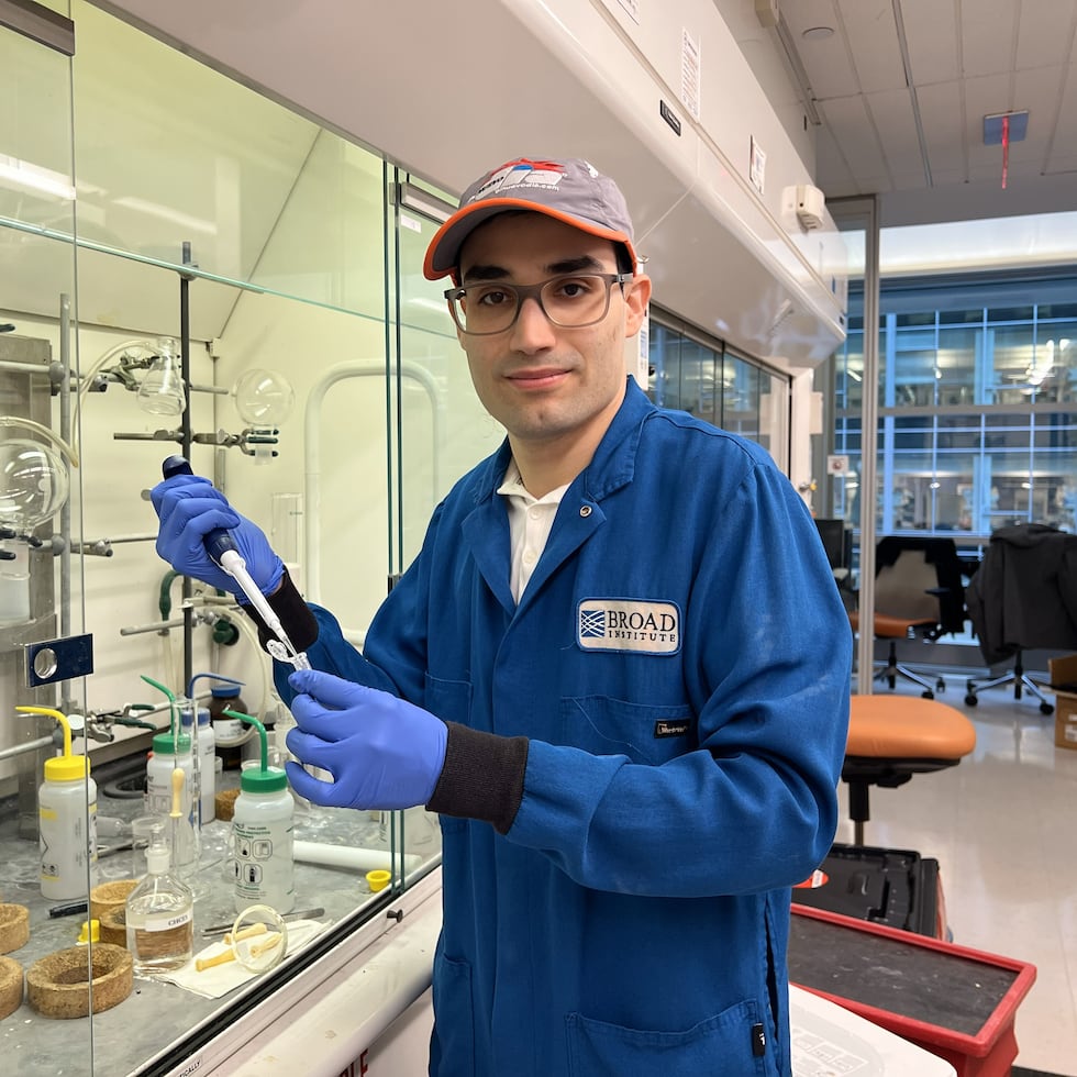 Para el científico, natural de San Sebastián, a la magia y la ciencia las entrelaza algo clave: la curiosidad. (Foto capturada por Samuel Varghese)