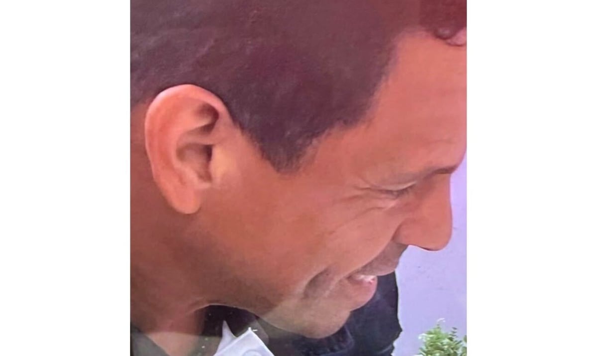 Policía busca a hombre por fraude en venta de postes de cemento en Barranquitas