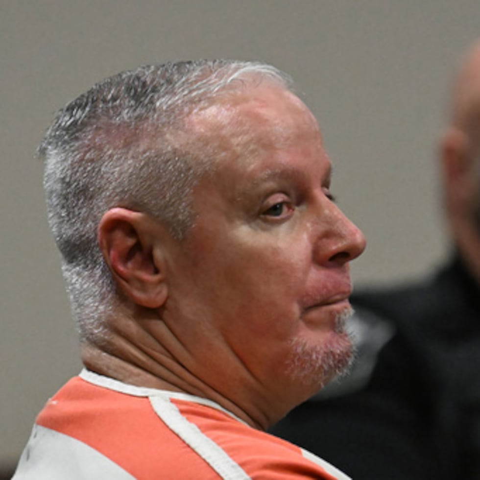 La sentencia de Colin Gray se produjo pocos días después de que su hijo fuera condenado a cadena perpetua sin posibilidad de libertad bajo palabra por el tiroteo.
