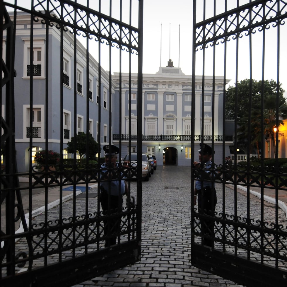 Un gobierno para la gente no es el que más inaugura edificios; ni el que más se retrata cortando cintas; ni el que llena titulares con proyectos portentosos de concreto y acero, sostiene Antonio Quiñones.