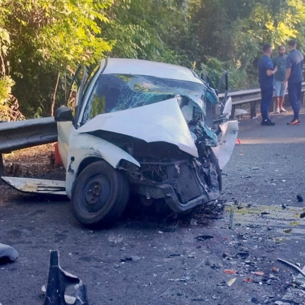 Police indicated that the driver was struck despite attempting to avoid the other car by moving into the drive.