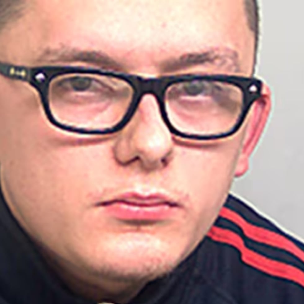 El joven admiraba a algunos de los criminales más notorios de la historia y, según determinó la Justicia, intentó seguir sus pasos