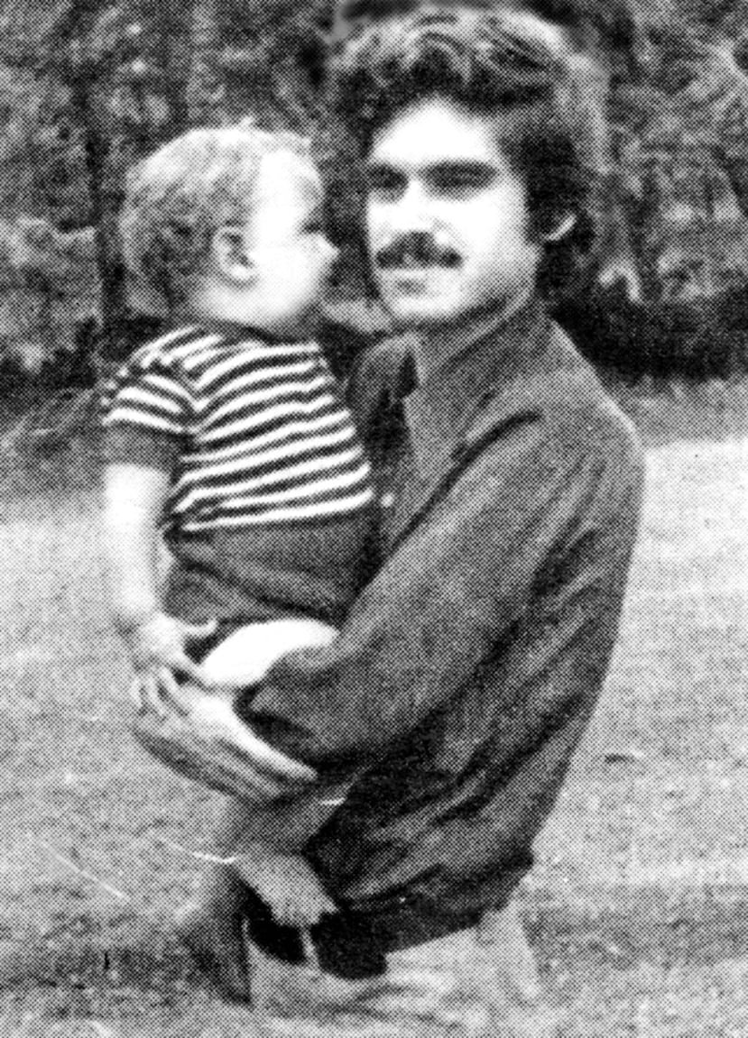 Carlos Muñiz Varela fue asesinado en 1979, cuando tenía 25 años de edad. (GFR Media)