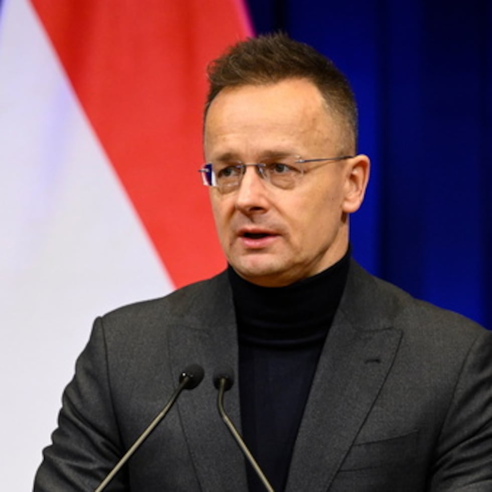 El ministro húngaro de Asuntos Exteriores y Comercio, Peter Szijjarto, ofrece una rueda de prensa tras una reunión de su gabinete en Budapest, Hungría.