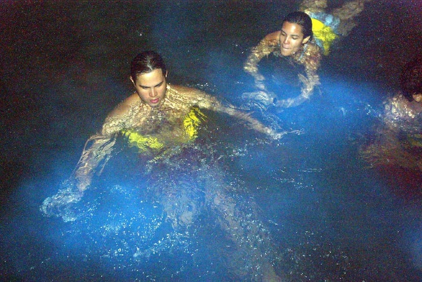De acuerdo al libro Guinness, el Puerto Mosquito contiene hasta 160,000 dinoflagelados por litro de agua. (GFR Media)