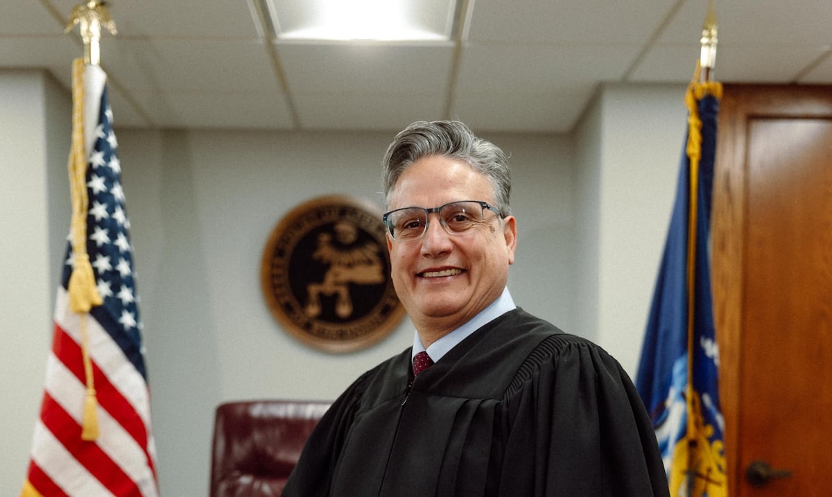 Tendencia autoritaria de Donald Trump incentivó al boricua Pedro Colón a buscar la presidencia del Tribunal Supremo de Wisconsin