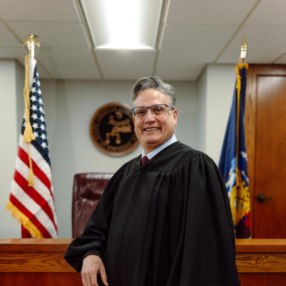 Sin tener que dejar su curul en el Tribunal de Apelaciones durante la campaña, el boricua Pedro Colón quiere convertirse en el primer latino juez presidente del Tribunal Supremo de Wisconsin.