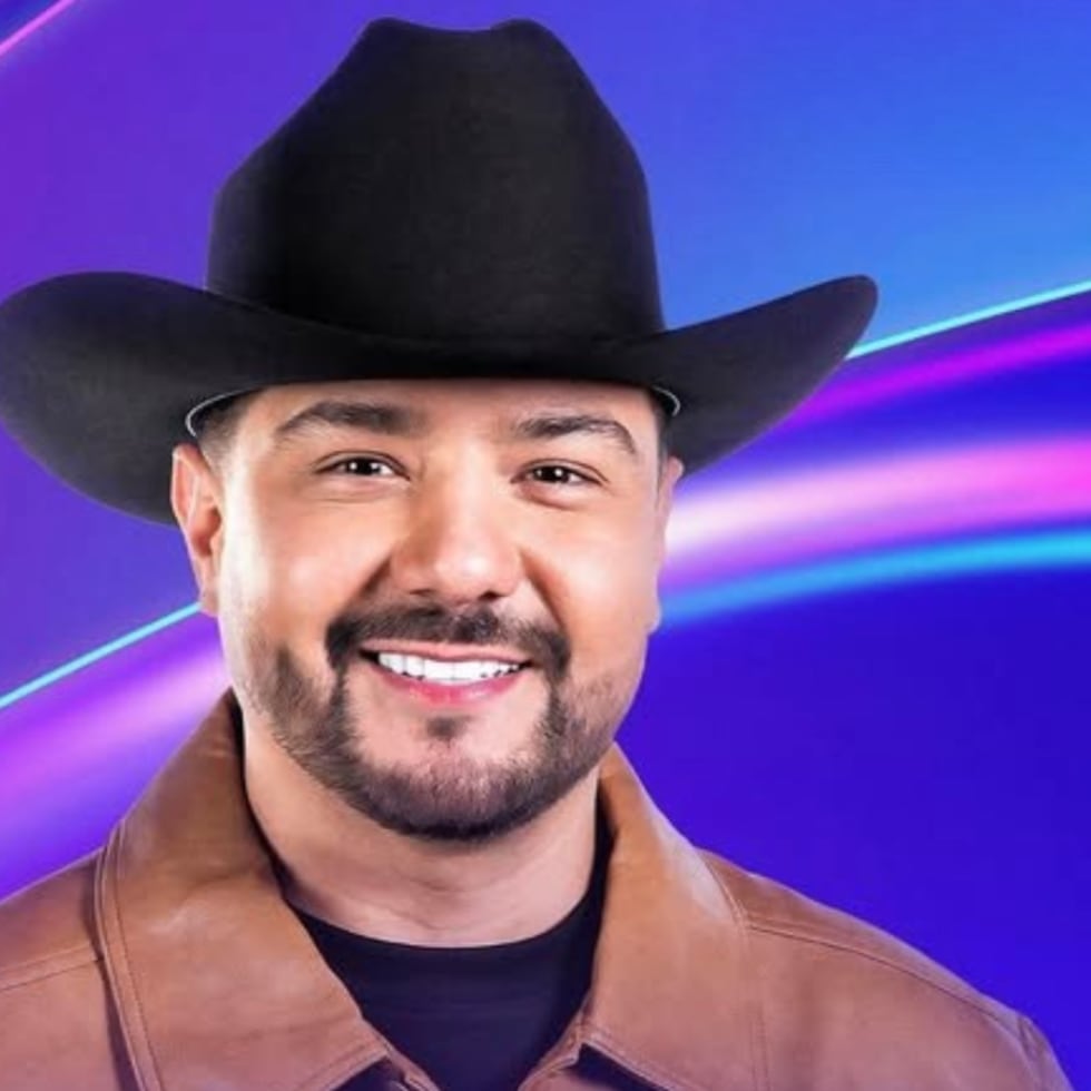 Luis Coronel es uno de los habitantes que pertenece al equipo "Guerreros de la Luz".