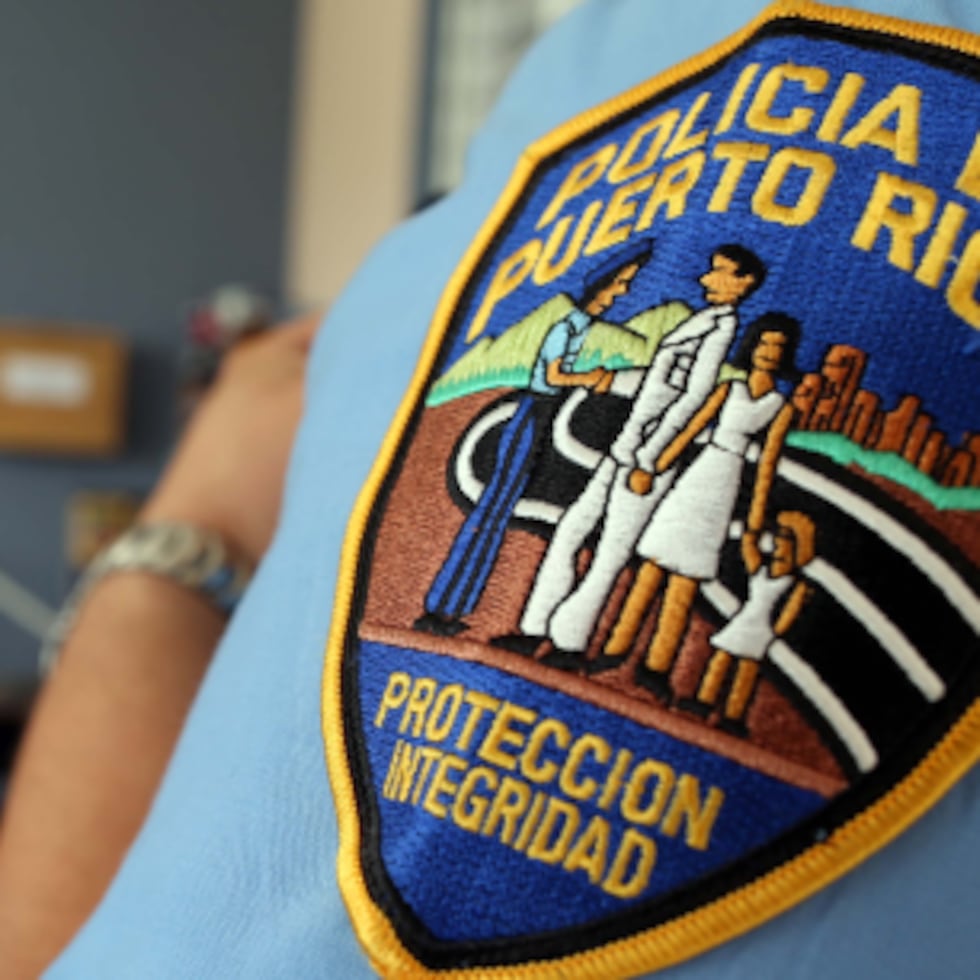 La agencia federal busca agentes que laboraron para la Policía entre 2010 y 2014.