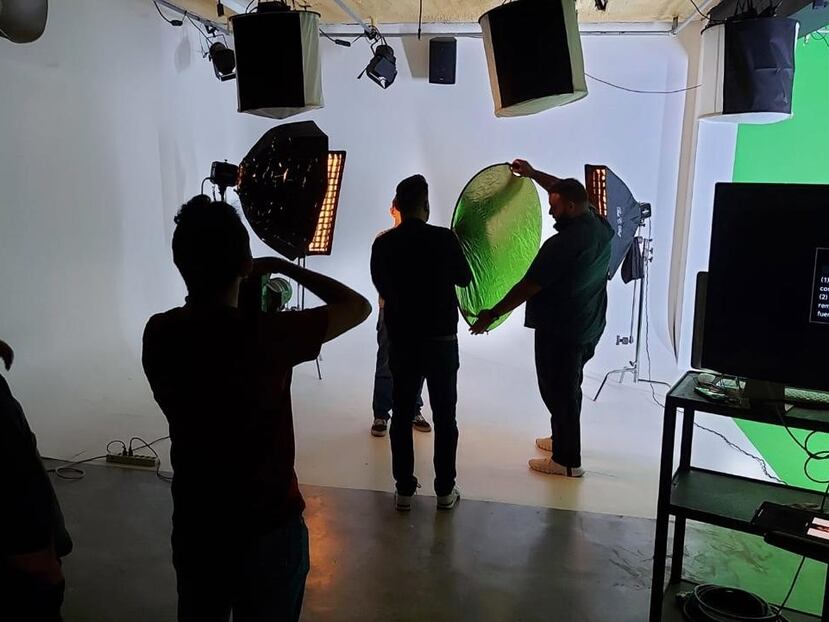 Por 30 años en Puerto Rico, el CCAT ha educado a jóvenes y adultos en carreras cortas y grados asociados en Fotografía Digital, Diseño Gráfico, Cinematografía, Ingeniería de Sonido y Técnico de Edición.