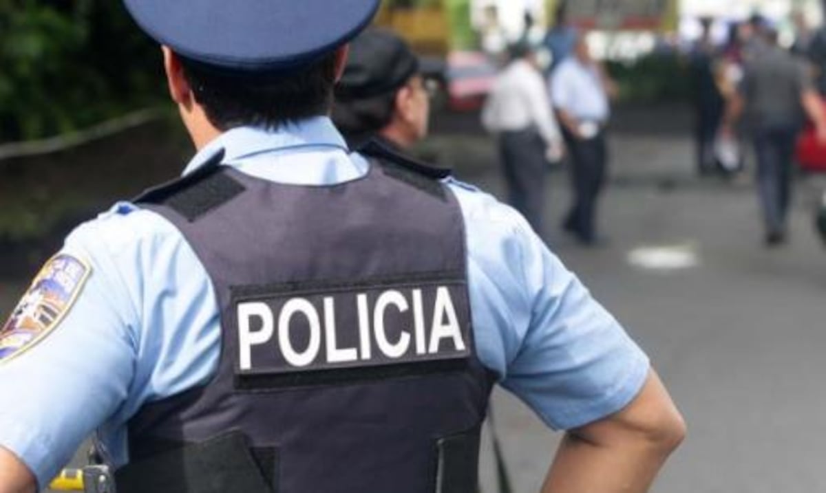 Hallan un hombre muerto “en posición agachada” en San Sebastián