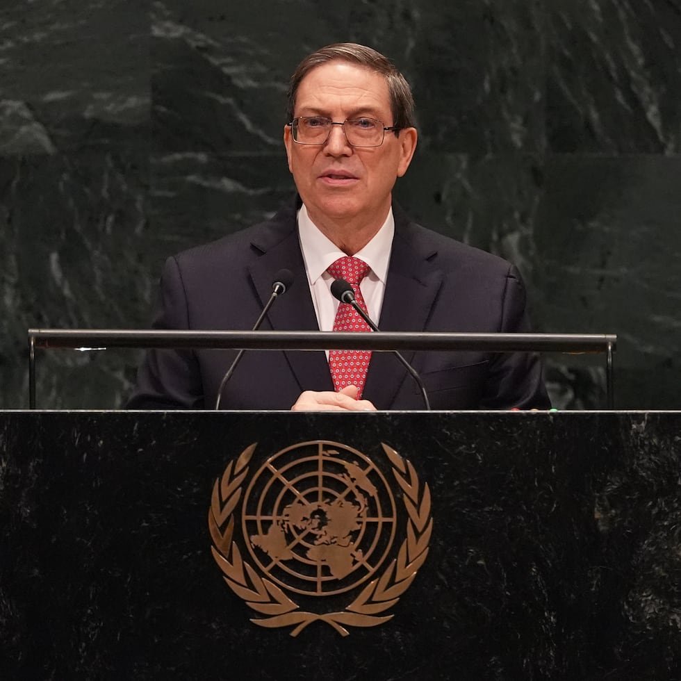 El ministro de Relaciones Exteriores de Cuba, Bruno Eduardo Rodríguez Parrilla, interviene durante el 81er periodo de sesiones de la Asamblea General de las Naciones Unidas en la sede de la ONU, el sábado 26 de septiembre de 2026. (AP Foto/Heather Khalifa)