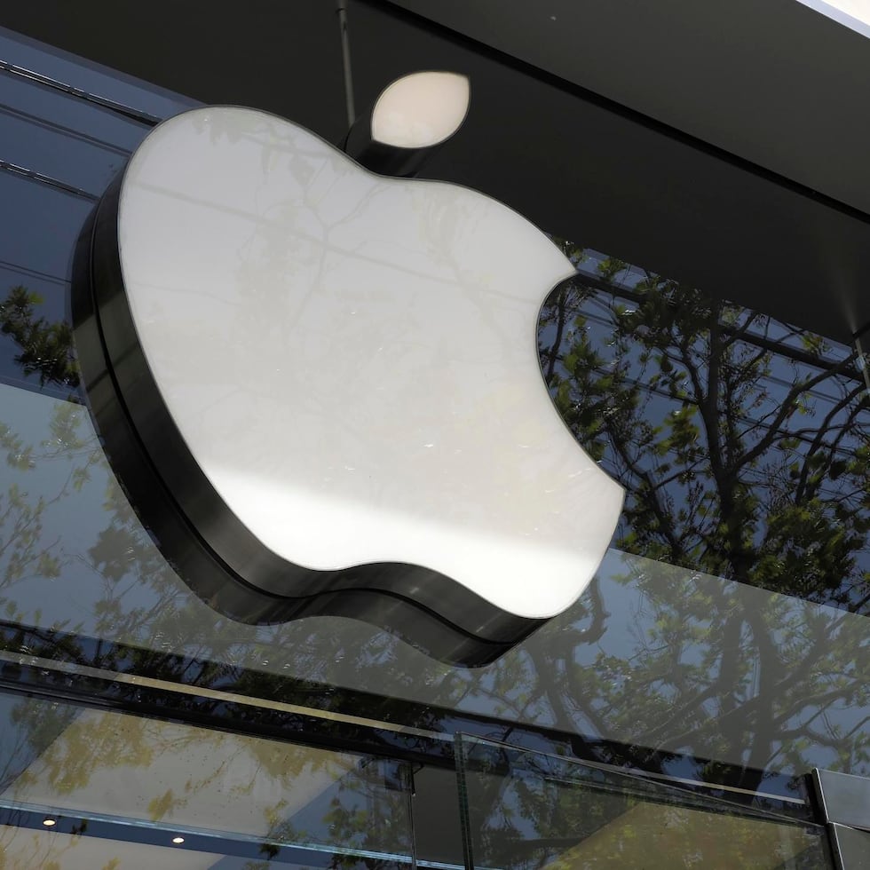 La compañía de la manzana mordida afirmó en un comunicado que el diseño “tejido en 3D” se inspiró en “un trozo de tela”