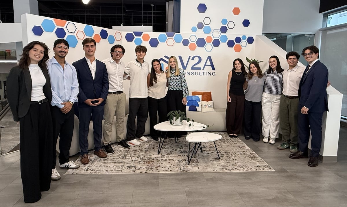 Internado de verano WeServe Fellows de V2A Consulting inicia con récord de 286 solicitudes