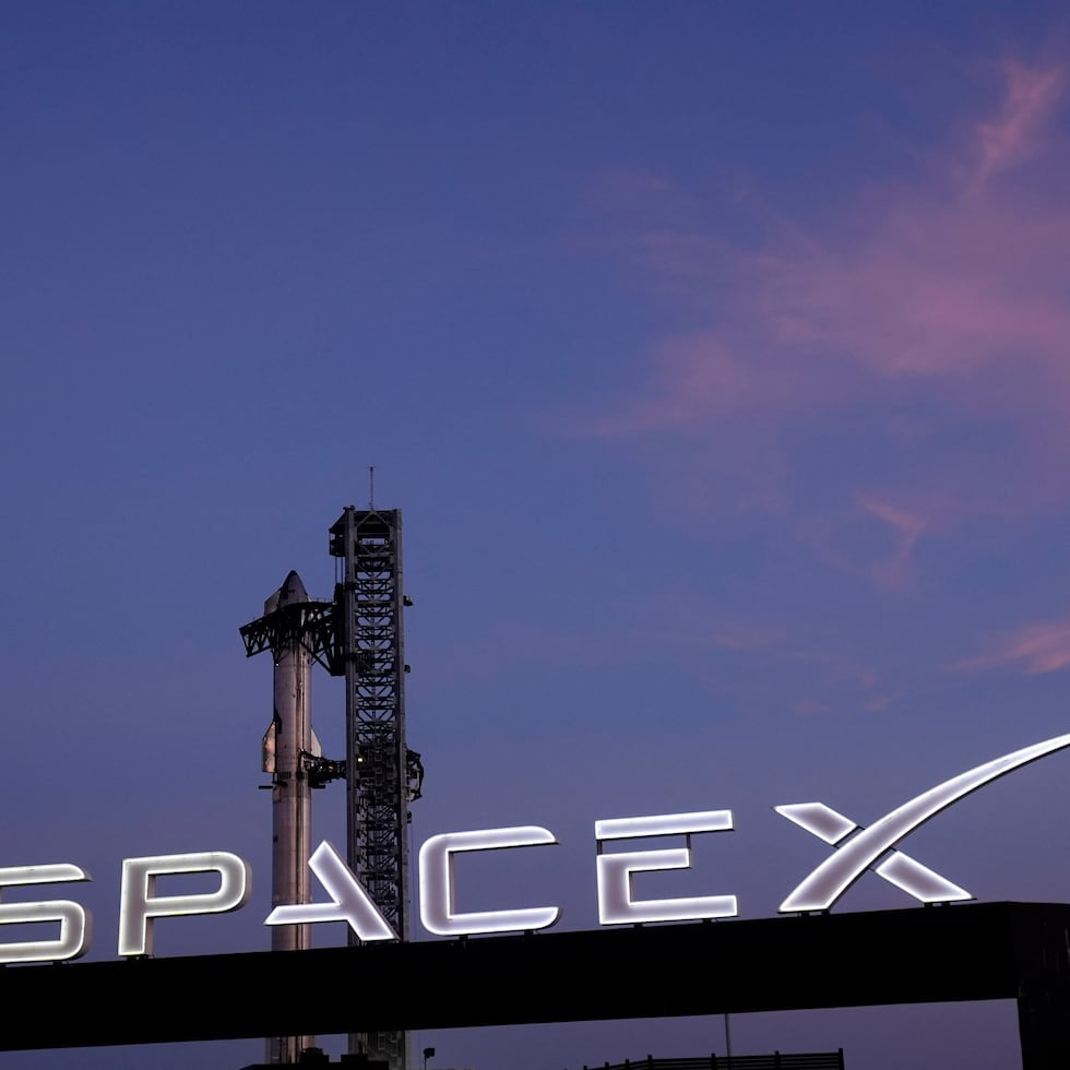La muerte de este trabajador ocurre menos de cuatro meses después de que OSHA penalizara a SpaceX por no haber inspeccionado una grúa hidráulica antes de que colapsara en Starbase.