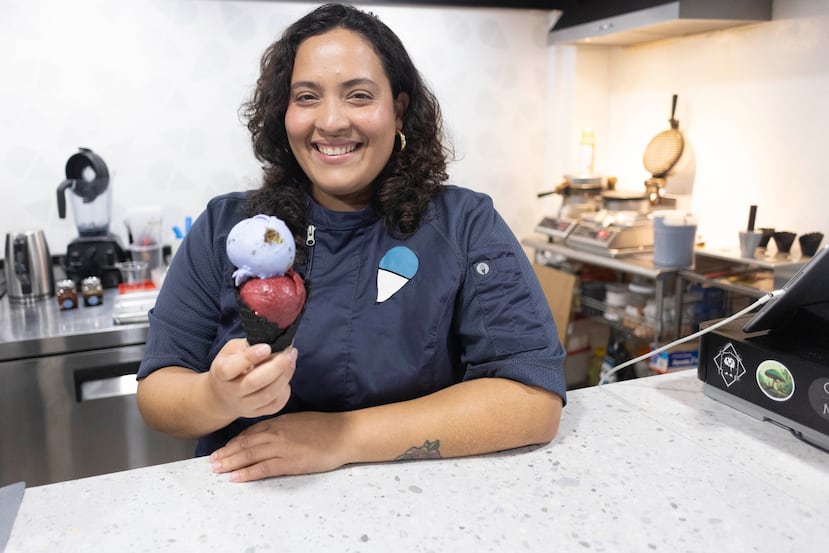 Lorivie Alicea, fundó junto a Reinaldo Sánchez la heladería Vía Láctea Scoop Shop.