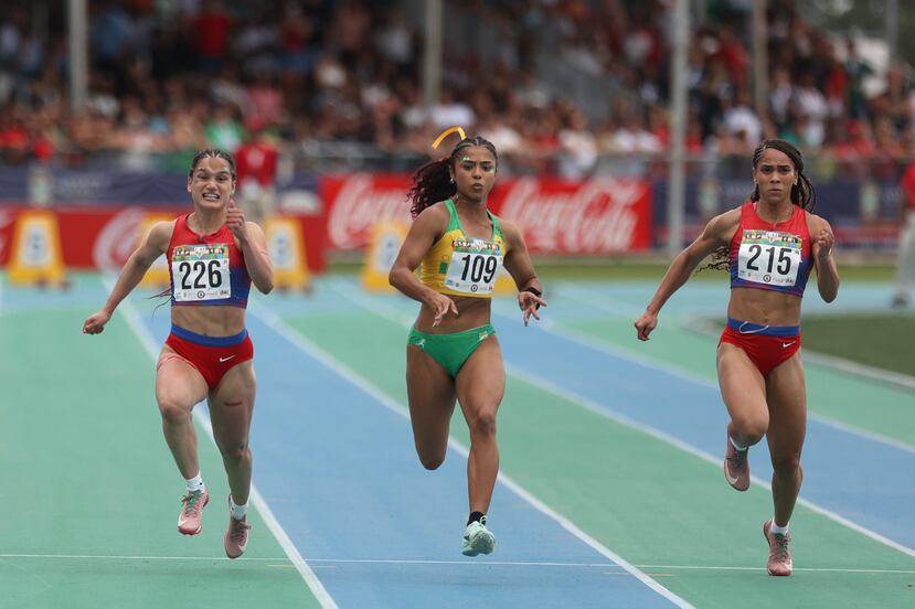 Frances Colón (109) sorprendió en 2025 a la olímpica Gladymar Torres (226) en la final de 100 metros.
