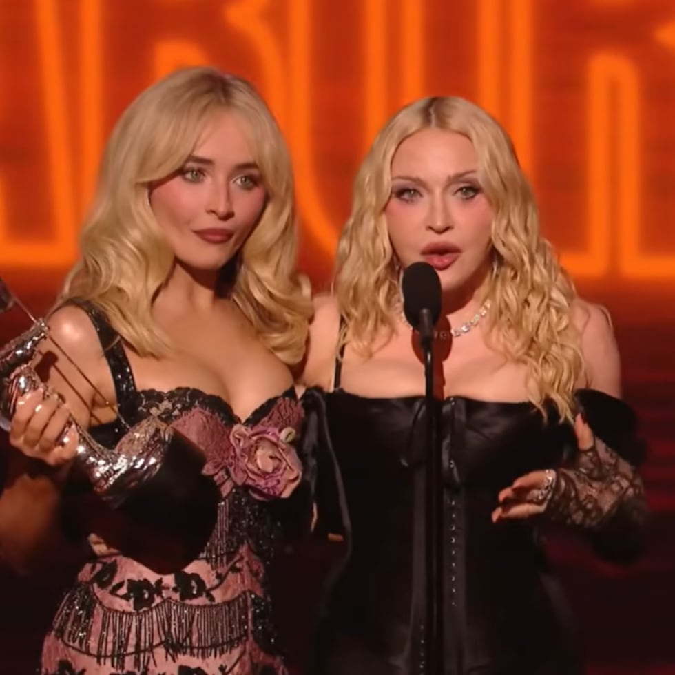 Sabrina Carpenter y Madonna en los MTV VMA's 2026.