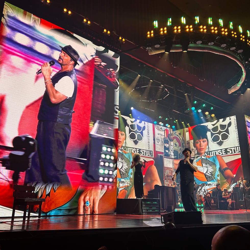 El público que abarrotó la sala el viernes, 5 de diciembre de 2025, presenció la función número 23 de la residencia del cantautor Ricardo Arjona, que comenzó el pasado 31 de octubre.