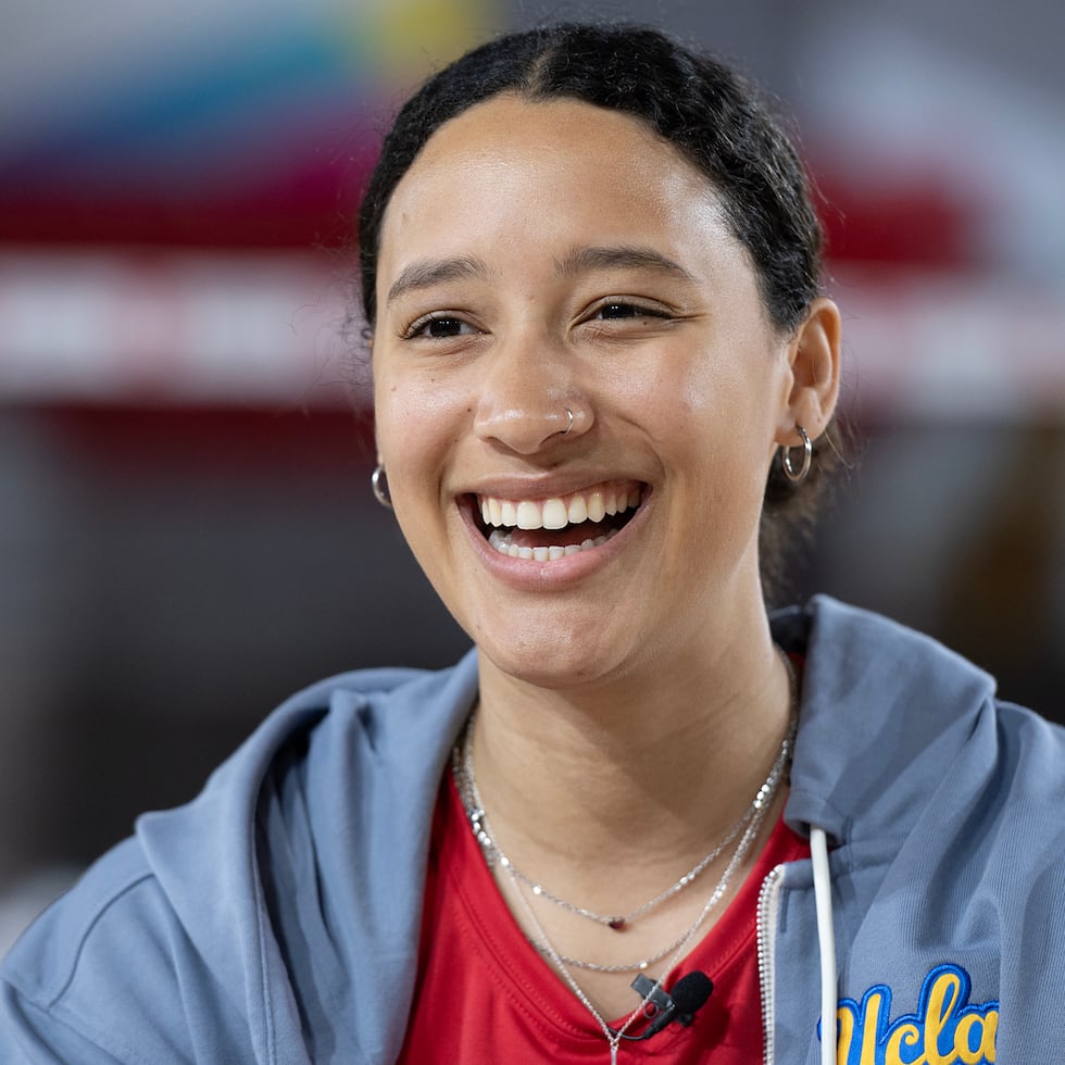 Sofía Victoriá es todo sonrisas durante una entrevista con El Nuevo Día a finales de 2024.