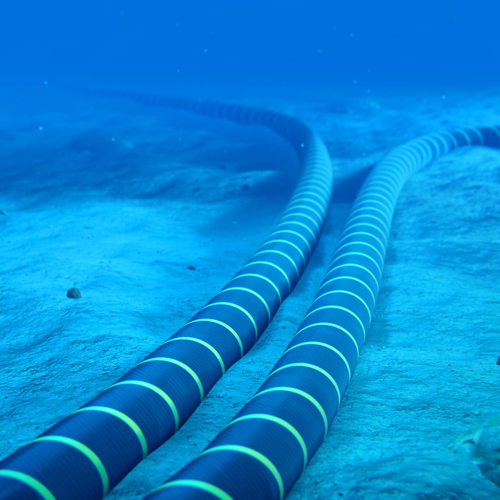Del lado de Puerto Rico, al culminar la construcción del proyecto, los 700 megavatios nuevos deben ayudar a estabilizar la demanda energética, que serán generados desde una nueva planta generatriz ubicada en la costa este de la República Dominicana.