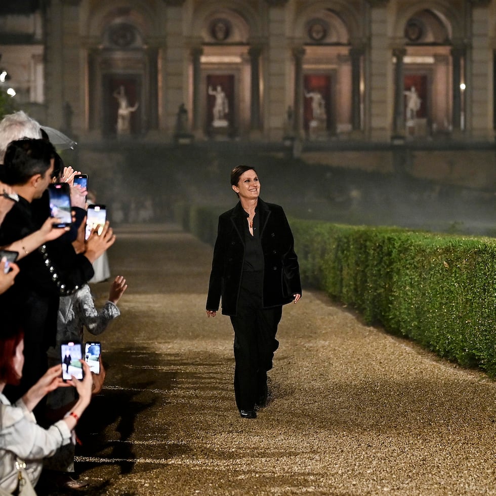 La italiana Chiuri dejó en mayo la dirección artística de Dior tras nueve años en el cargo