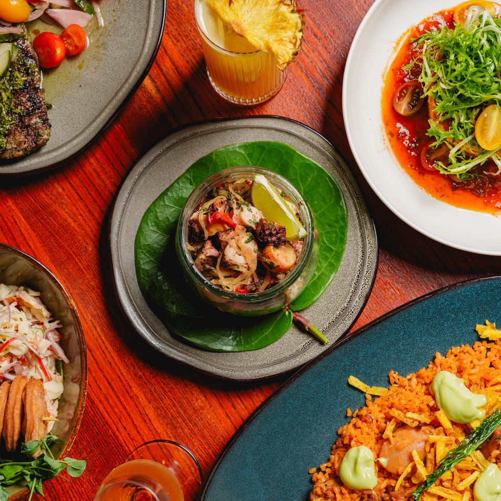 Variedad de platos en el nuevo menú de almuerzo en "Caña".
