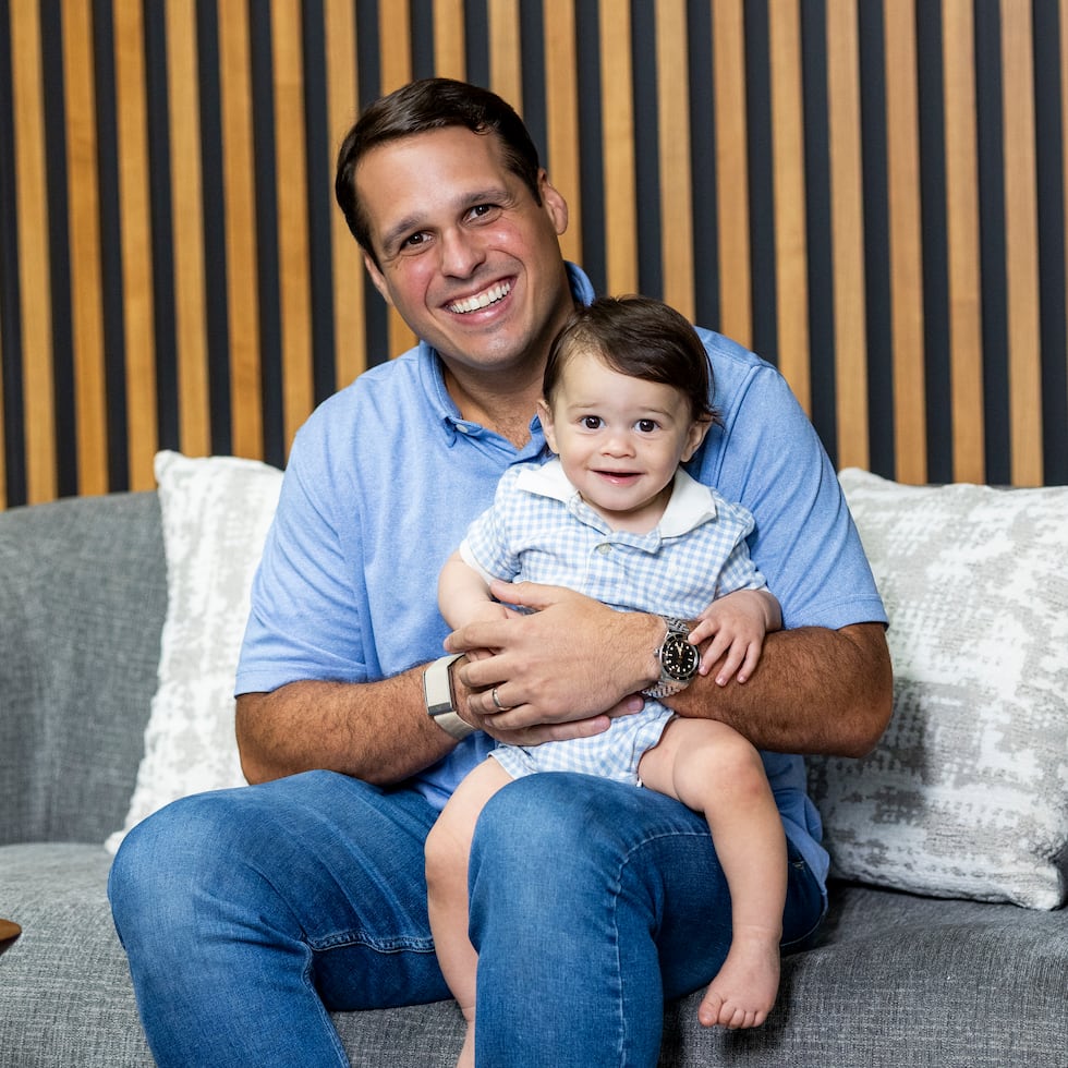 Carlos Izquierdo con su hijo Ignacio.