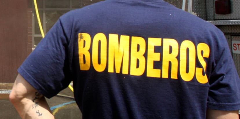 El jefe del Cuerpo de Bomberos, Ángel A Crespo Ortiz, ordenó que un investigador de incendios acudiera en horas de la mañana a la escuela para iniciar el proceso para determinar el origen y causa del incendio, en colaboración con los agentes de la Policía de Puerto Rico. (Archivo)