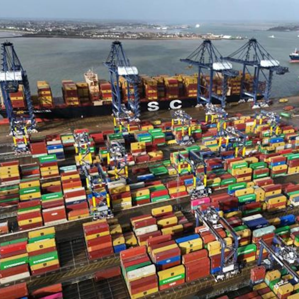 El simple hecho de que las fuerzas iraníes provoquen la prolongación del conflicto e inflijan serios daños a la estabilidad económica mundial con el cierre del estrecho de Ormuz sería una posibilidad de victoria. Los iraníes saben que un conflicto dilatado es perjudicial para los Estados Unidos y requerirá considerar poner botas en el terreno, afirma Carlos Severino.