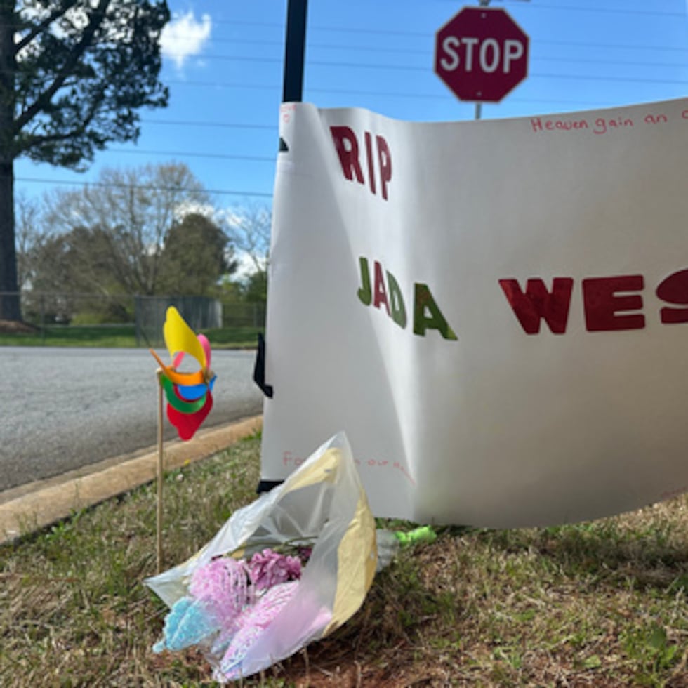 No se han hecho públicos los resultados de la autopsia para determinar la causa de la muerte de la menor.