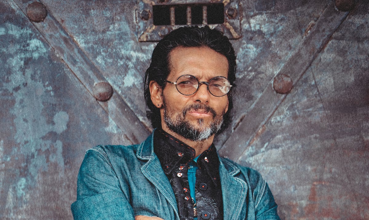 Draco Rosa abraza la vida y la transforma en la música de su nuevo álbum