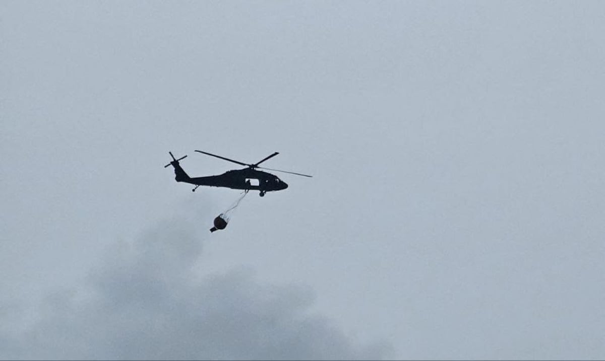 Gobernadora activa Guardia Nacional para asistir en extinción de incendio entre Carolina, Canóvanas y Loíza