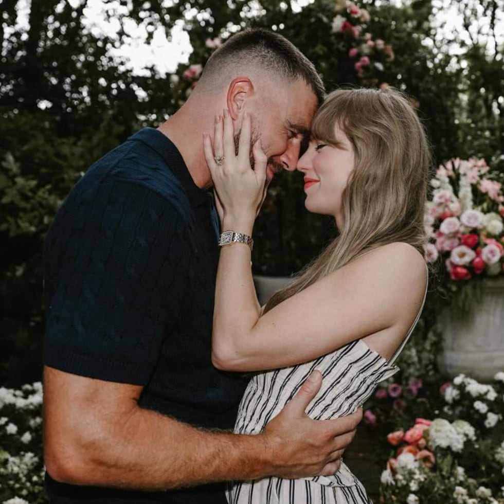 Tras el anuncio de su compromiso se agotó el vestido en todos los tamaños.